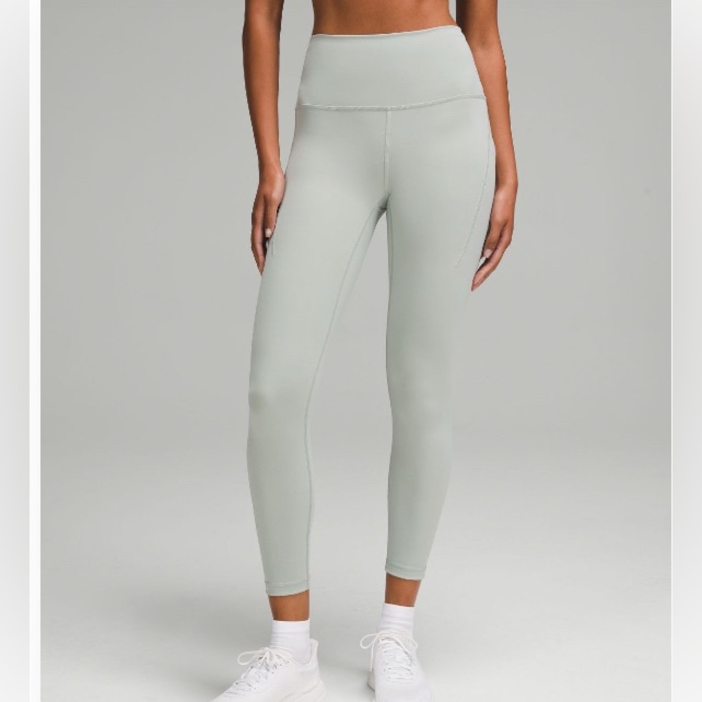Lululemon Wunder Train High-Rise Tight with Pockets 25”